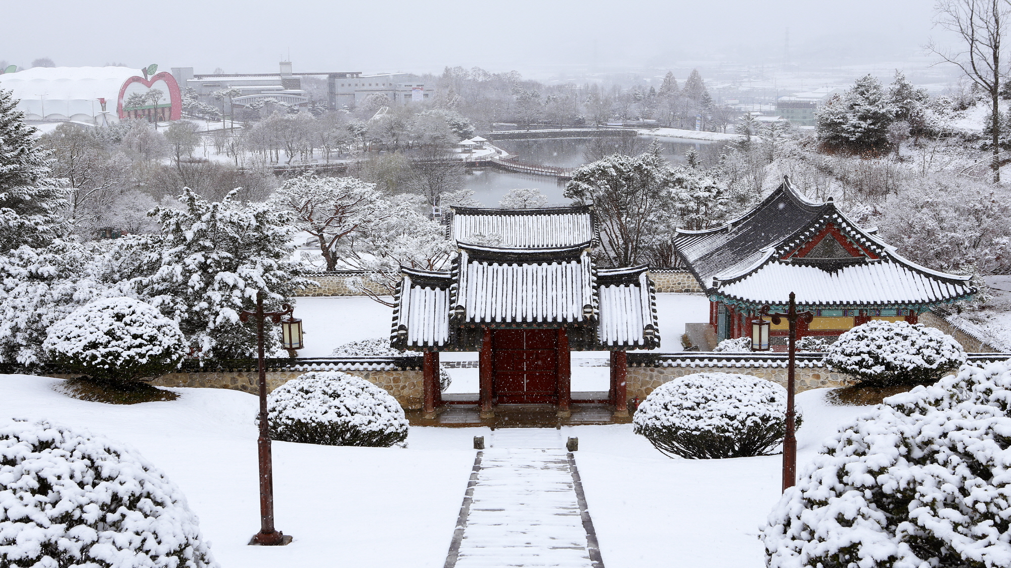 논개사당(의암공원) 사진(9)