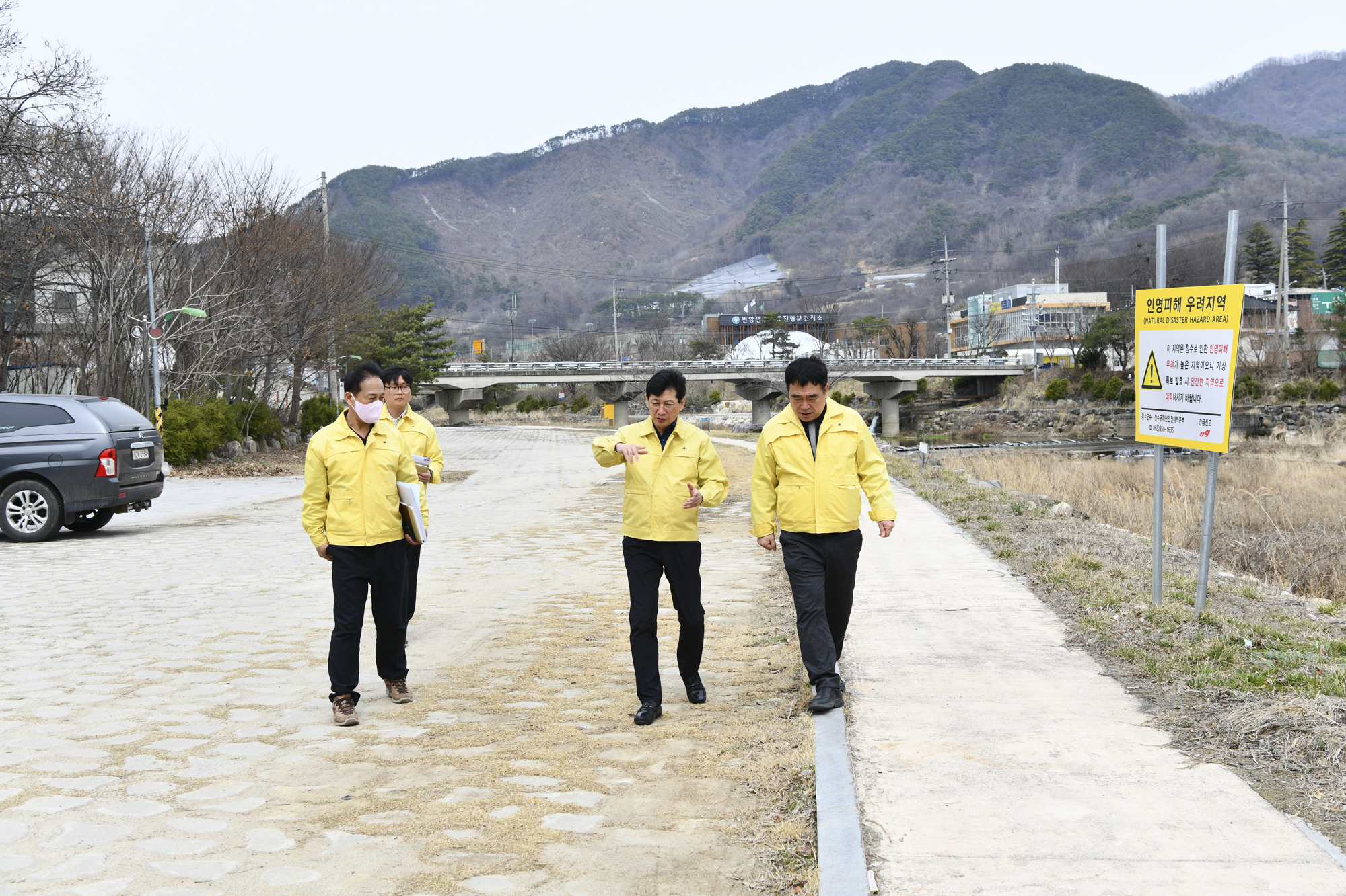 최훈식 장수군수, 여름철 인명피해 우려 지역 현장점검 사진(1)