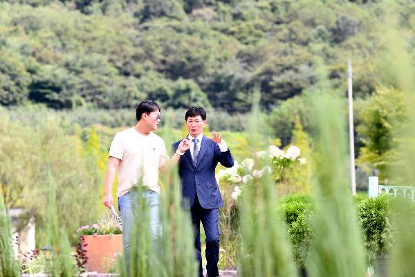 장수군, 누리파크에 유럽형 가족정원(Familia garden) 조성 “100만 관광객 유치 첫걸음 시작” 대표사진