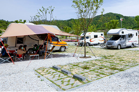 Auto-camping Site