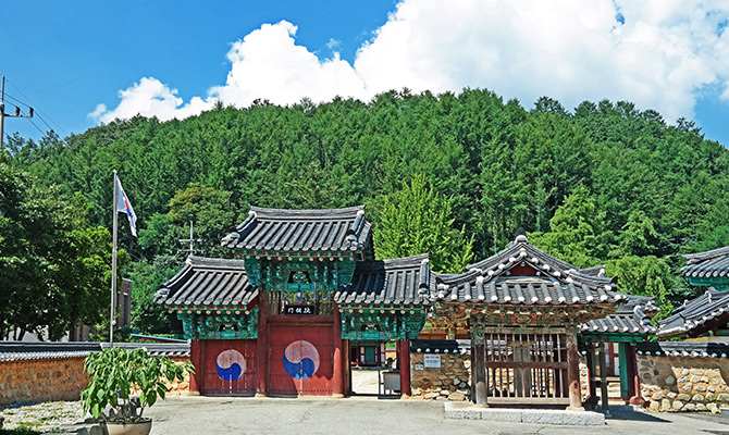 장수향교 사진1