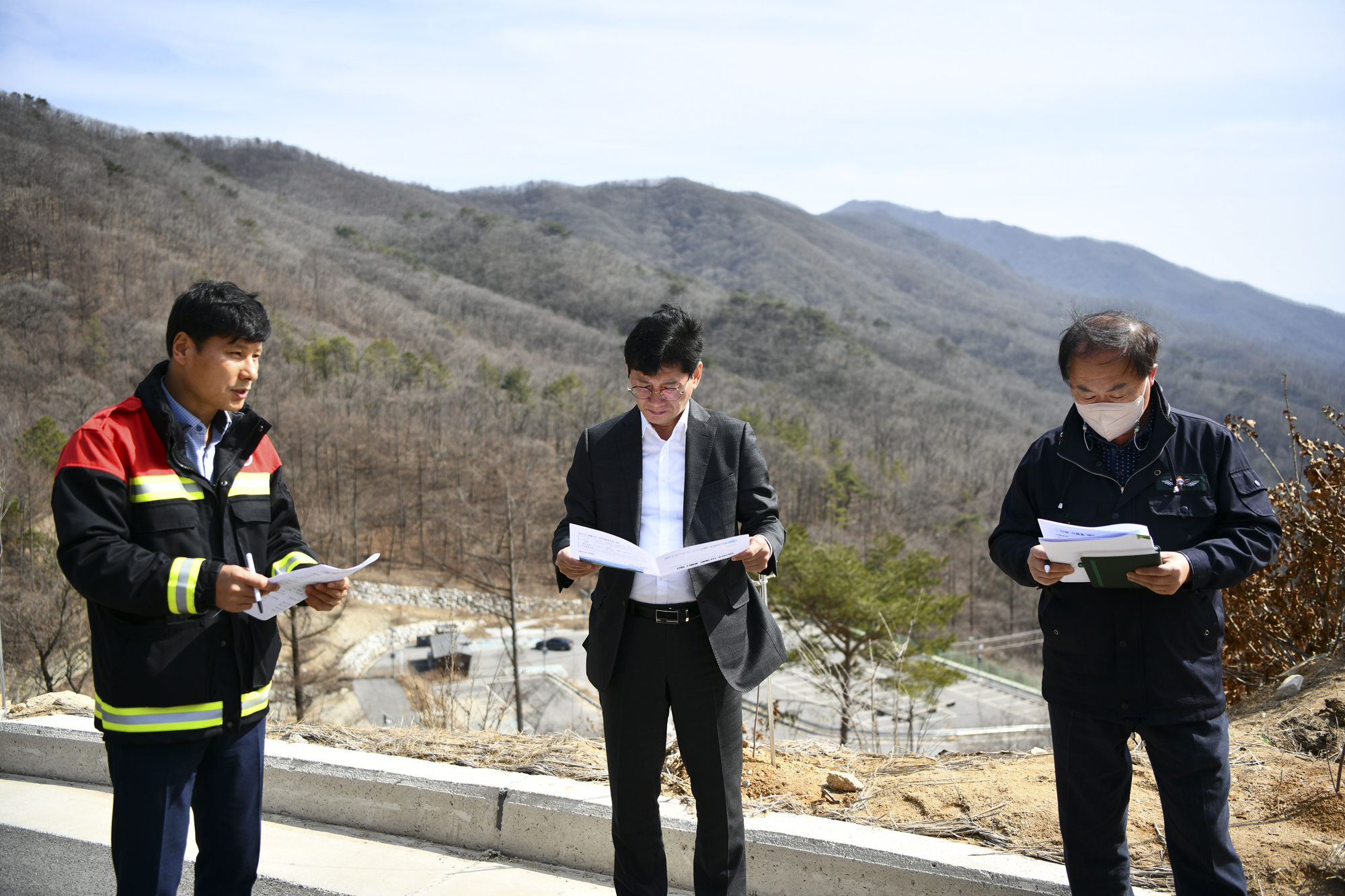 최훈식 장수군수, 산림 신품종 재배단지 현장 방문 사진(1)